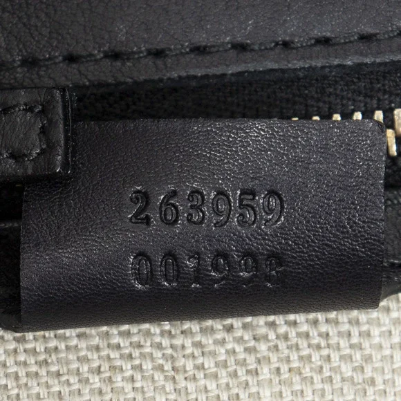 Gucci Black Leather Shoulder Bag - Picture 9 of 9